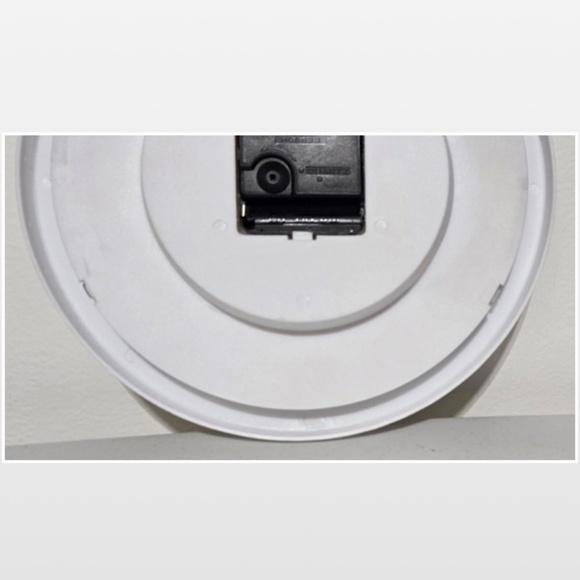 Vtg 90s Disney Wall Clock Winnie The Pooh & Tigger 10” Battery Analog Working - Picture 11 of 16